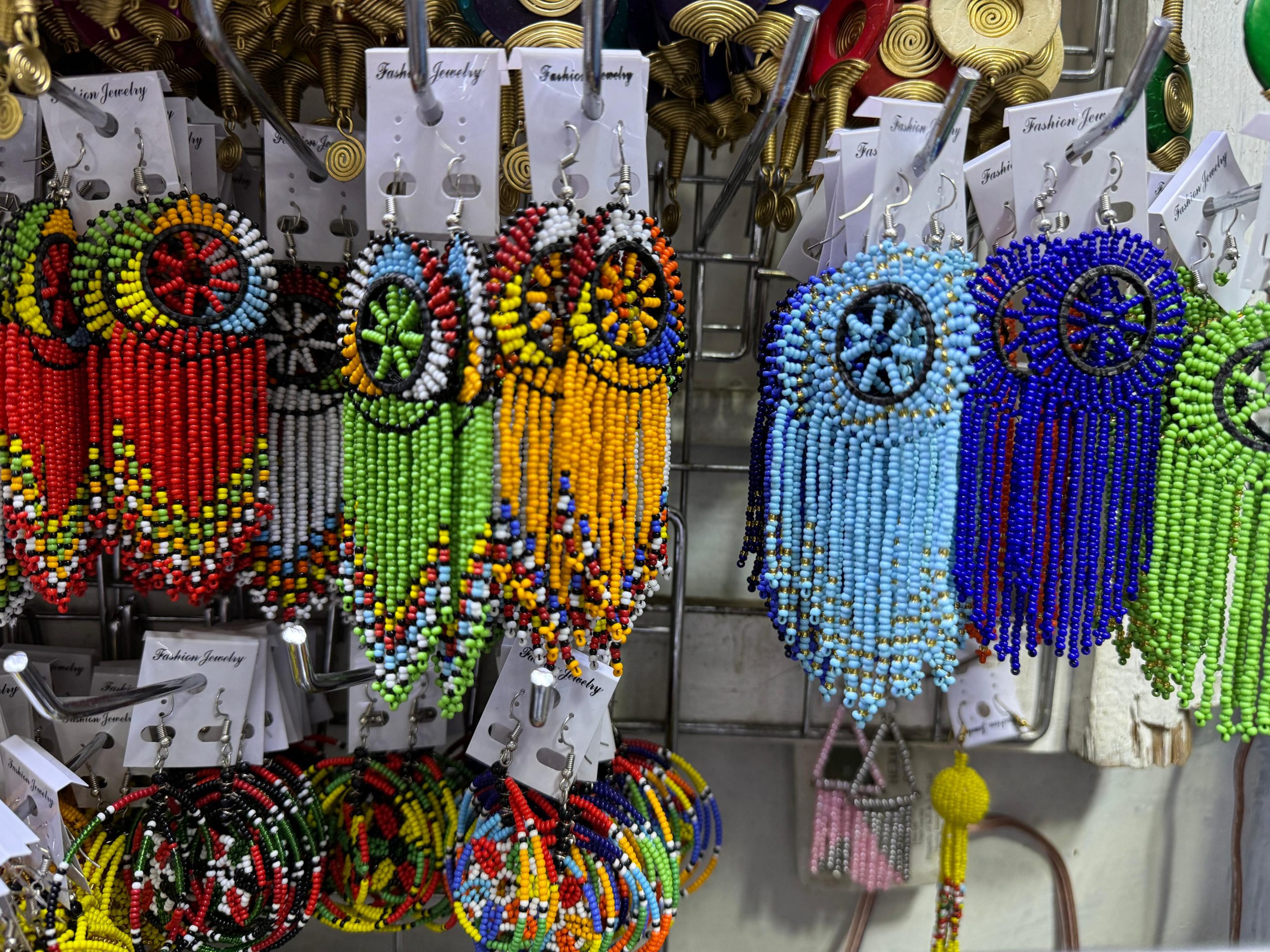 Handcrafted African Maasai Earrings - Image 3